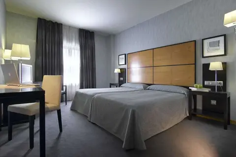 Hotel Macia Real de la Alhambra in Granada — foto 4