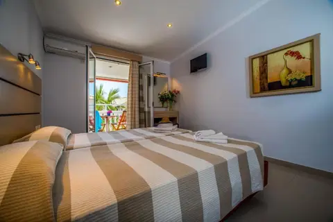 Natalie Hotel in Laganas Municipal Unit, foto 6