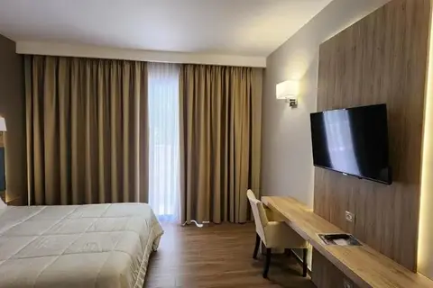 Regina Blu Hotel in Orikum — foto 13