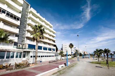 Fay Victoria Beach in Rincón de la Victoria — foto 2