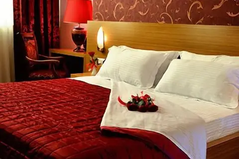 Hotel Austria in Tirana — foto 20