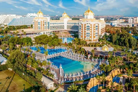 Delphin Be Grand Hotel in Güzeloba Mahallesi — foto 11