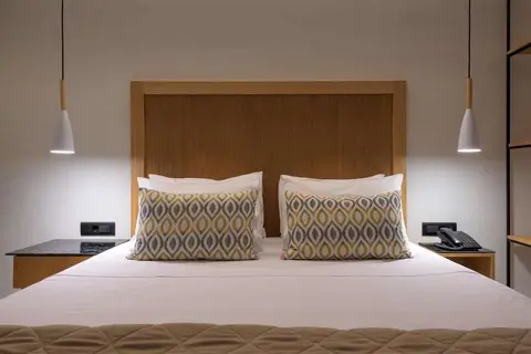 Nirvana Beach Hotel in Θεολόγος — foto 15