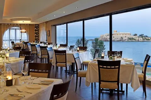 Corinthia Hotel St George's Bay, Malta in San Ġiljan — foto 30