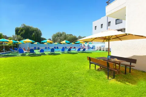 Anixis Hotel in Ιαλυσός — foto 6