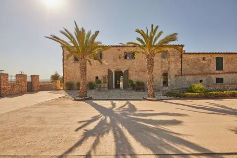 Es Riquers Hotel Rural in Porreres
