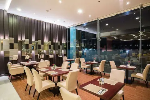 Best Western Plus Wanda Grand Hotel in Pak Kret, foto 5