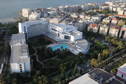 Swissôtel Büyük Efes in Konak — foto 17