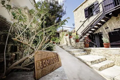 Leonidas Village Houses in Goudi — foto 22