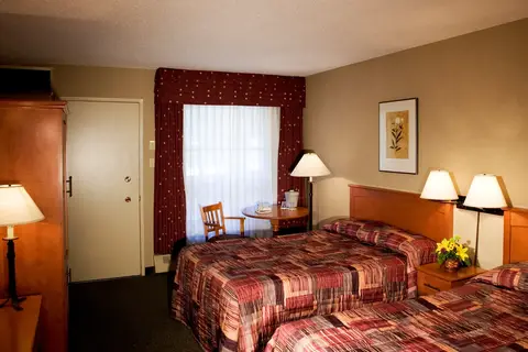 Marmot Lodge in Jasper, Alberta — foto 9