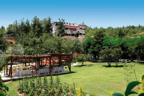 Rodon House Aparthotel in Λιμενάρια — foto 17