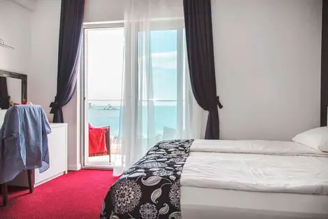 Vile Oliva Petrovac in Petrovac centar, foto 20