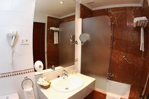 Hotel Comillas in Comillas — foto 9