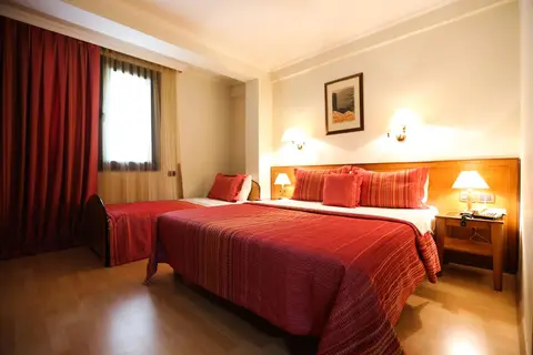 Arber Hotel in Tirana — foto 11