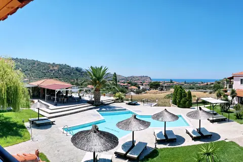 Yakinthos Garden in Άναξος — foto 13