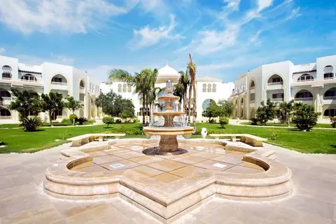 Old Palace Resort in Pool bar, foto 10