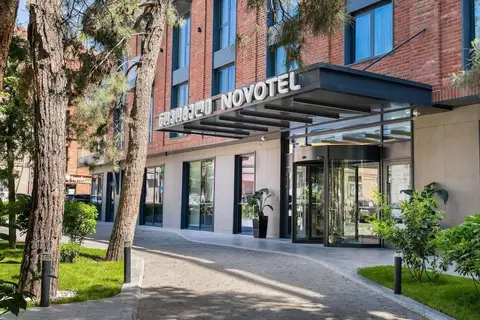 Novotel Tbilisi Center in Tbilisi — foto 11