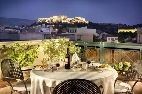 Jason Inn in Athene — foto 3