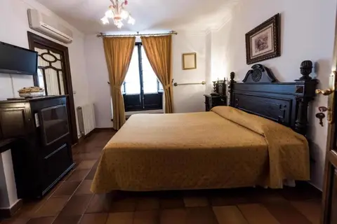 San Gabriel Su Casa En Ronda in Ronda — foto 8