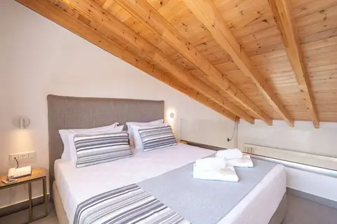 Mirablue Luxury Residences in Πευκοχώρι — foto 14