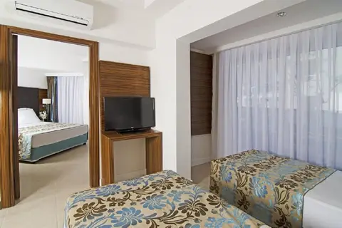 Palm Wings Beach Resort & Spa Kusadasi in Kusadasi — foto 28