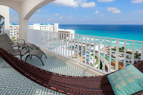 Hilton Cancun Mar Caribe All-Inclusive Resort in Cancùn — foto 5
