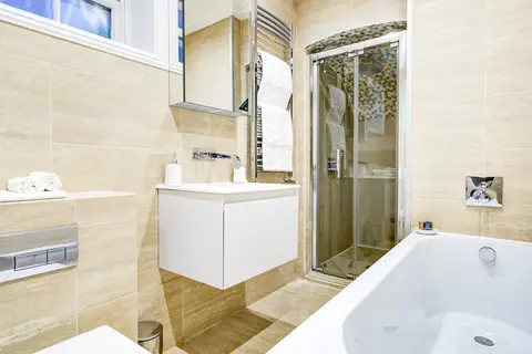 Hybrid Resi - Battersea in Londen — foto 16