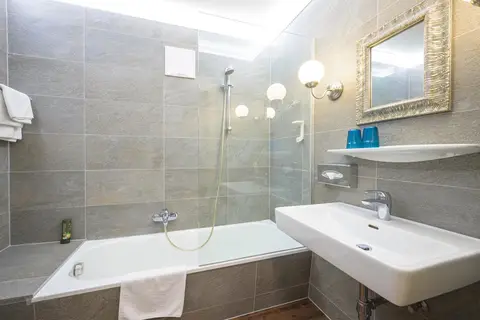 ROJ Rooms & Suites in Zell am See — foto 9