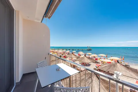 Hotel Aragosta in Durrës — foto 24