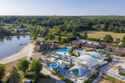 Les Alicourts Resort in Pierrefitte-sur-Sauldre