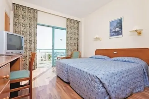 Antigoni Hotel in Παραλίμνι — foto 15