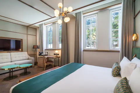 Canfranc Estación, a Royal Hideaway Hotel in Pyreneeën — foto 16