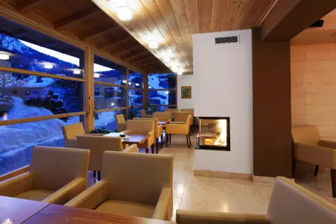 Hotel Monte Paraccia in Mareo - Marebbe - Enneberg — foto 3