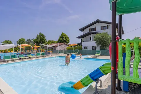 Iris Park in Moniga del Garda — foto 3