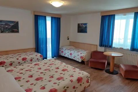 Hotel Fiordaliso in Canazei - Cianacei — foto 8