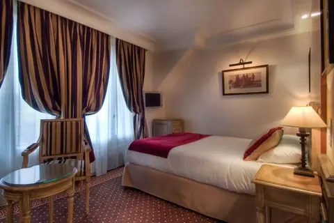 Hotel Trocadero La Tour in Parijs — foto 3