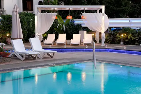 Anemi Hotel & Suites Paphos in Paphos — foto 27