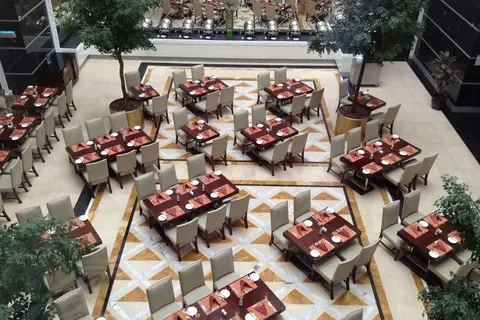 Sunday Hotel Holiday International Dubai in Dubai, foto 11