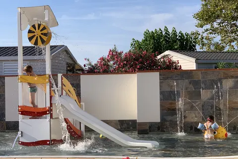 Camping Le Roussillon foto 3