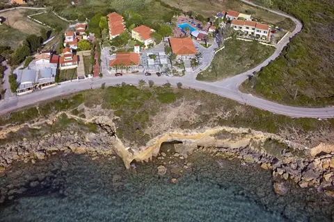 Ammes Hotel & Apartments in Σβορωνάτα