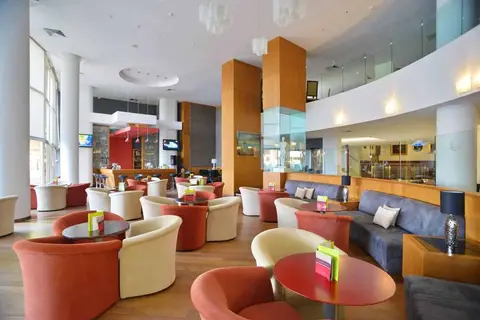The Golden Bay Beach Hotel in Larnaca — foto 20