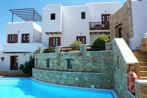 Kallisti in Καραβοστάσης — foto 4