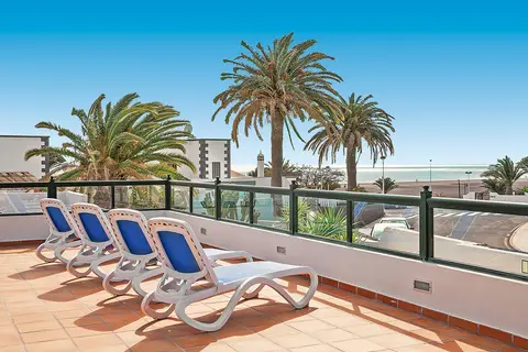 Hotel Pocillos Playa in Puerto del Carmen — foto 2