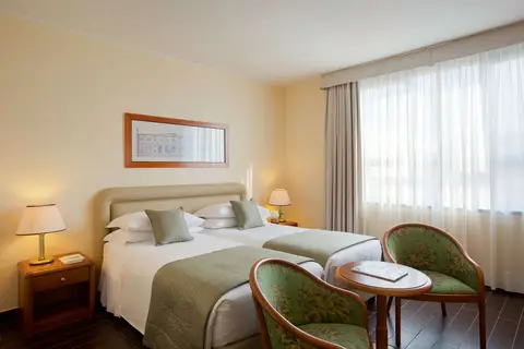 Starhotels Business Palace in Milaan, foto 2