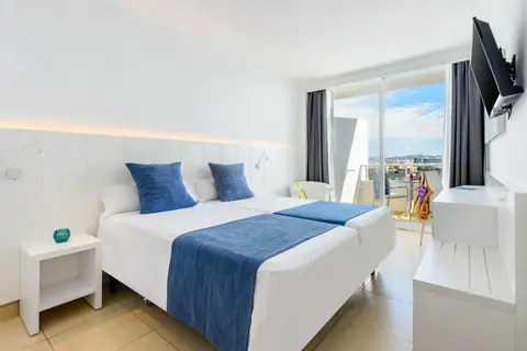 Vibra Algarb in Ibiza — foto 10
