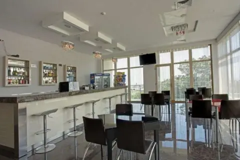 Slavey Hotel in Славей — foto 9