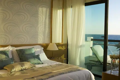 Constantinou Bros Asimina Suites Hotel in Geroskipou — foto 17