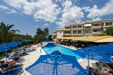 Adam's Hotel in Αγία Κυριακή — foto 11