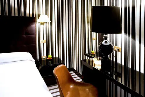 Hotel Clarin in Oviedo — foto 16