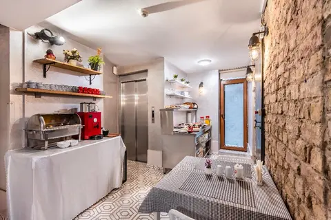 Taksim Terrace Hotel in Fatih — foto 3